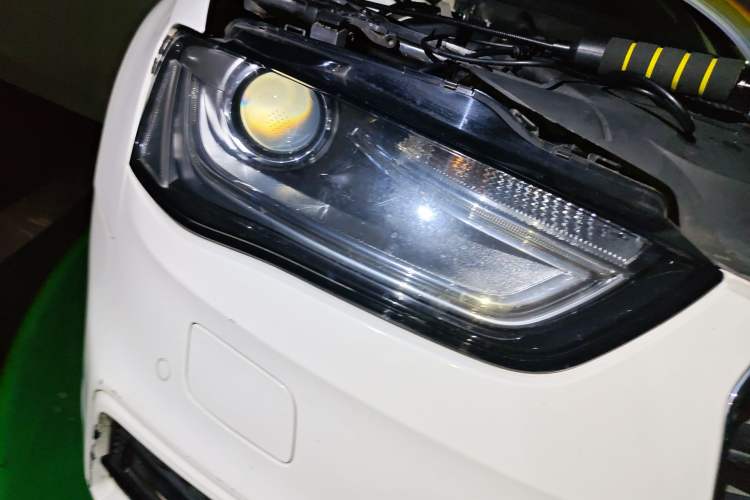 Used Audi A4L 2016 35 TFSI Collection Edition S line Comfort Model Right Front Headlight