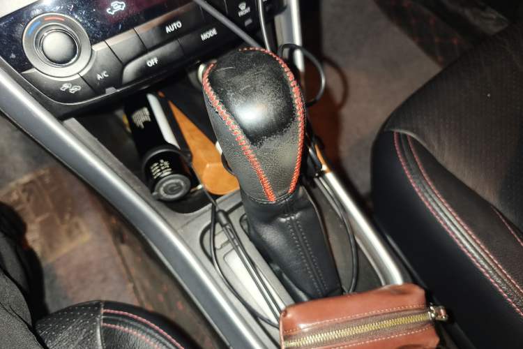 Used Suzuki S-Cross 2014 1.6L CVT Four-Wheel Drive Luxury Version
