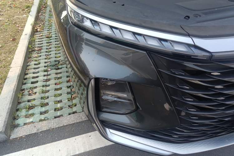 Used Roewe RX5 MAX 2022 1.5T Automatic Zhiwei Prestige Edition
