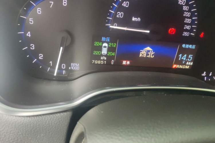 Used Cadillac SRX 2015 3.0L Elite Model Odometer Close Up