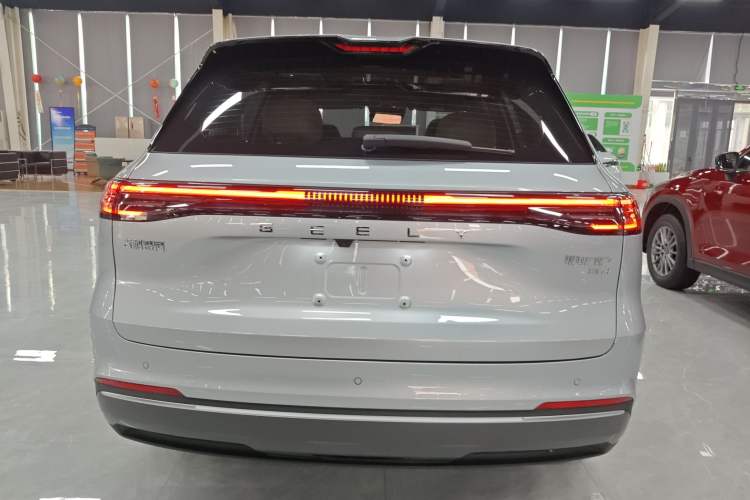 Used Geely Galaxy Xingjian 7 EM-i 2025 120km Flagship Edition Rear