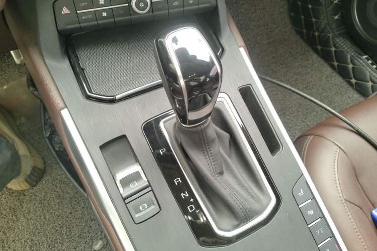 Used Wey VV5 2017 2.0T Flagship Edition
