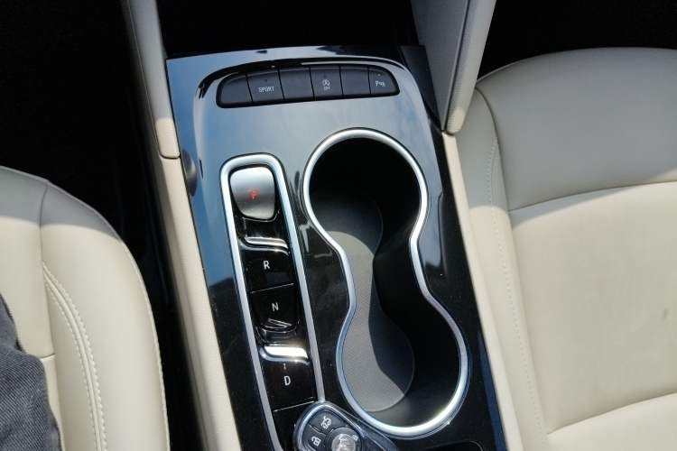 Used Buick Regal 2021 552T Elite Edition Gear Lever