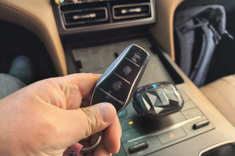 Used BYD Song L DM-i 2024 112 km Beyond Edition