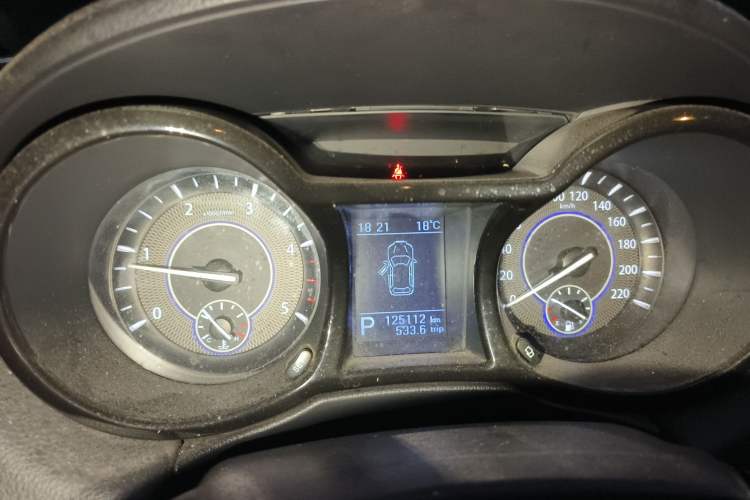 Used JMC Yusheng S350 2013 2.4T Automatic 2WD Diesel Luxury Edition 5 Seats Instrument Cluster