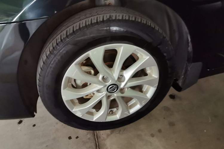 Used Nissan Sylphy 2019 1.6XV CVT Smart Connect Luxury Edition China VI Standard Left Front Wheel Hub