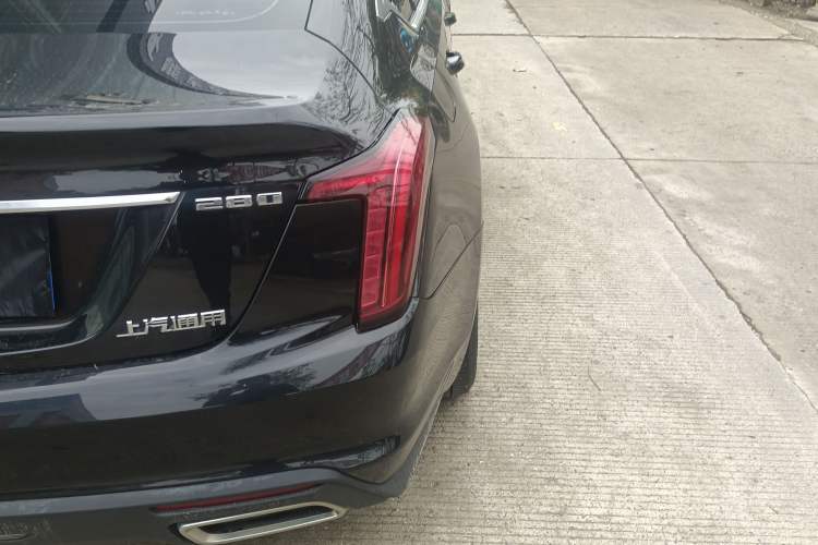 Used Cadillac CT5 2021 28T Fashion Edition Right Rear Taillight