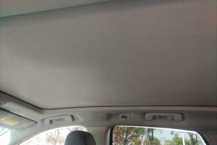 Used Cadillac SRX 2015 3.0L Elite Model Headliner