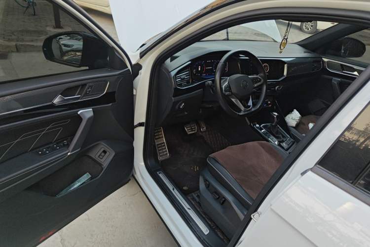 Used Volkswagen Tayron X 2020 330TSI Two-Wheel Drive Luxury Smart Connectivity Version Driver Seat