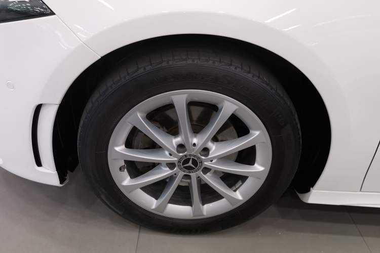 Used Mercedes-Benz A-Class 2021 A 200 L Sport Sedan Dynamic Model Left Front Wheel Hub