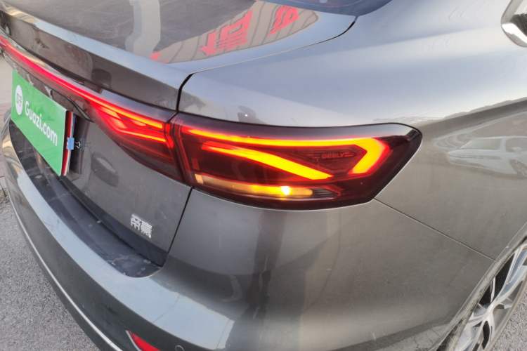 Used Geely Auto Emgrand 2023 4th Generation Champion Edition 1.5L CVT Prestige Model Right Rear Taillight