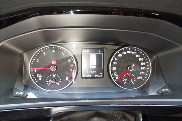 Used Volkswagen Multivan 2016 2.0 TSI Two-Wheel Drive Luxury Edition 7 Seats