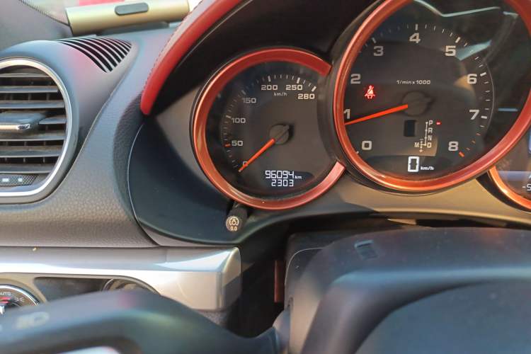 Used Porsche 718 2016 Cayman 2.0T
