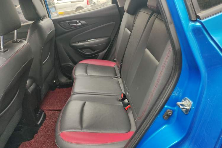 Used CHANGAN CS15 2016 1.5L Automatic Fashion Edition
