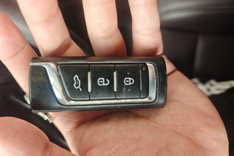 Used GAC Trumpchi GS4 2018 235T Automatic Two-Wheel Drive Elite Millionth Anniversary Edition Vehicle Key