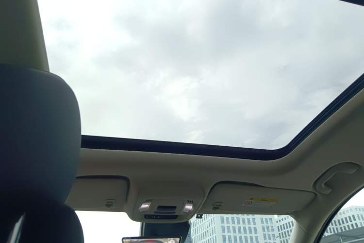 Used Buick Envision 2020 Encore S 652T All-Wheel-Drive Avenir Headliner