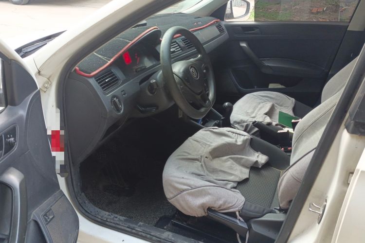 Used Volkswagen Santana 2016 1.4L Manual Fashion Edition
