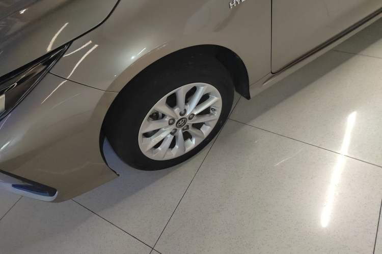 Used Toyota Corolla 2021 Dual-Motor 1.8L E-CVT Elite Edition Exterior 4