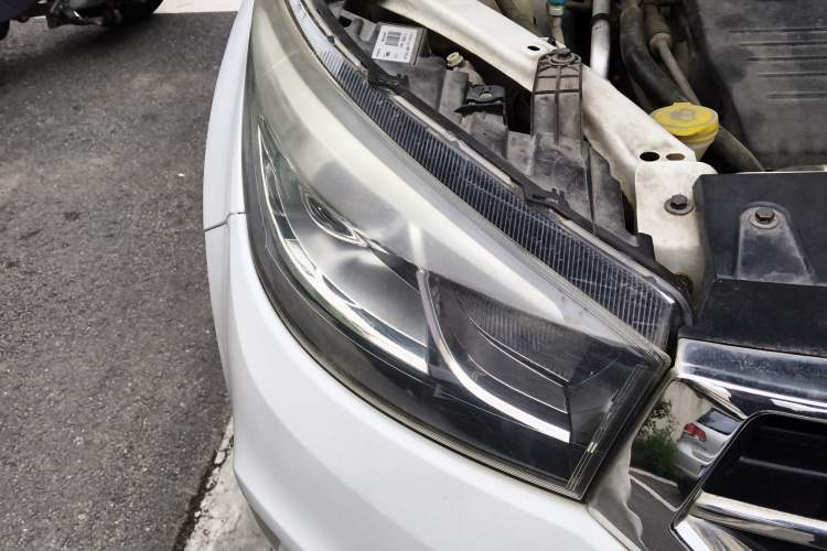 Used Chery Tiggo 3 2014 1.6L Manual Zhishang Edition Right Front Headlight