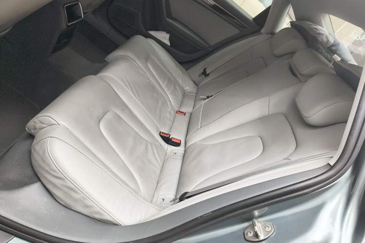 Used Audi A4L 2013 35 TFSI Automatic Comfort Model
