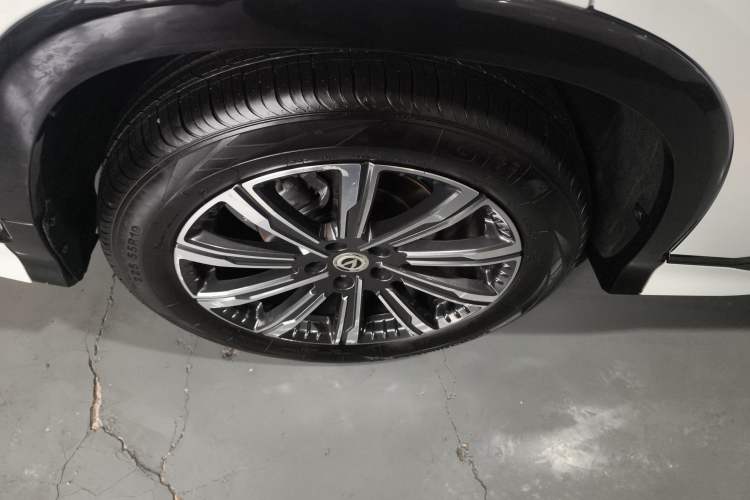 Used CHANGAN CS75 PLUS 2024 3rd Generation Champion Edition 1.5T Intelligent Drive Dynamic Model
