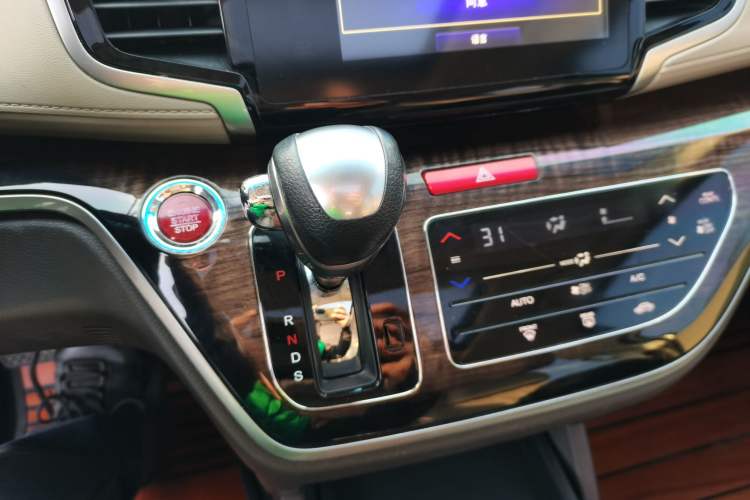 Used Honda Odyssey 2017 2.4L Luxury Edition
