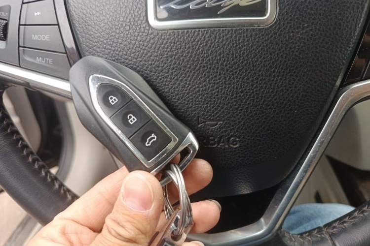 Used Zotye Z700 2016 1.8T DCT Prestige Edition
