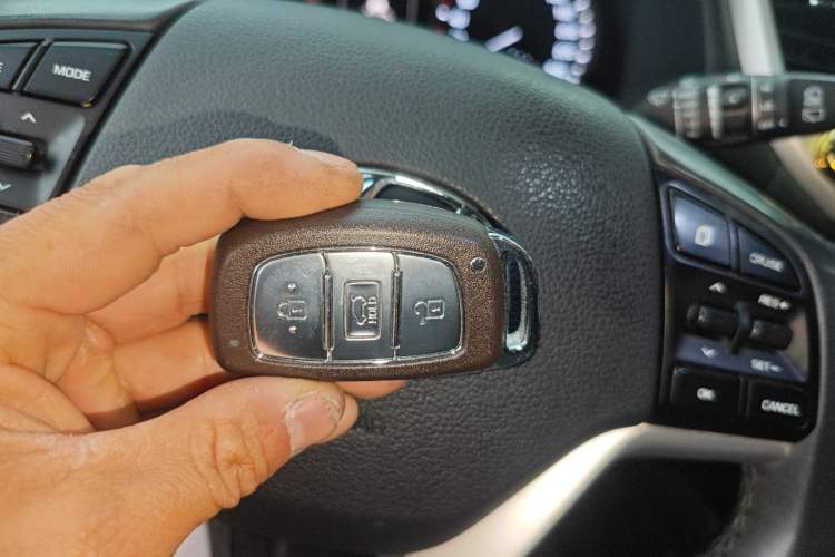 Used Hyundai Tucson 2015 1.6T Dual-Clutch Two-Wheel-Drive Smart Model
