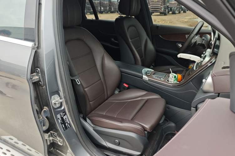 Used Mercedes-Benz GLC 2021 GLC 300 L 4MATIC Dynamic Model