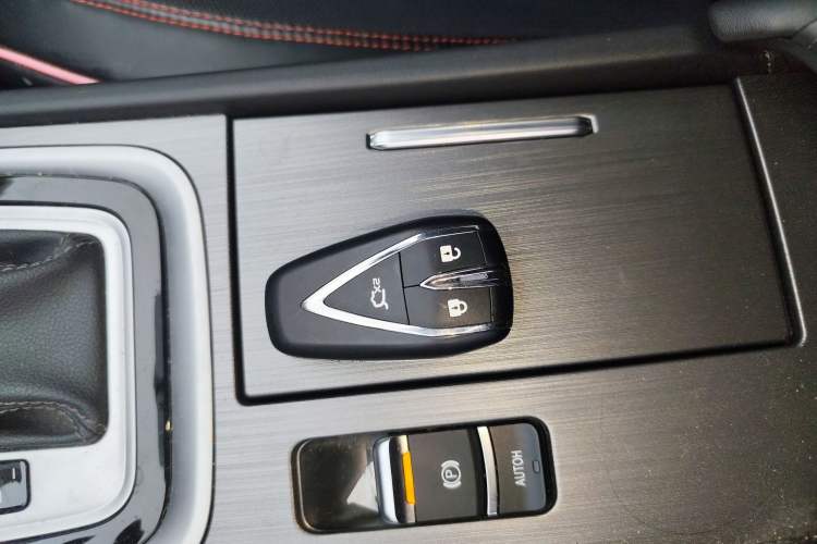 Used Changan Ruicheng CC 2022 Blue Whale Edition 1.5T DCT Luxury Model
