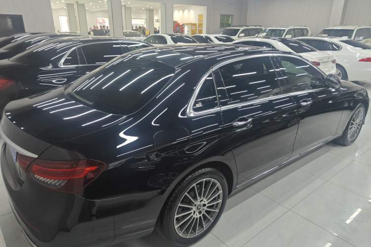 Used Mercedes-Benz E-Class 2022 E 260 L Rear Right 45 Deg