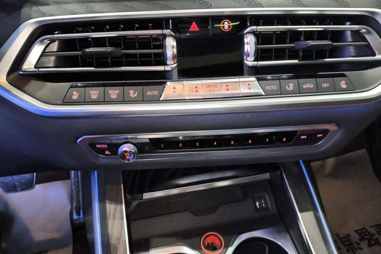 Used BMW X7 2019 xDrive40i Executive Model M Sport Package