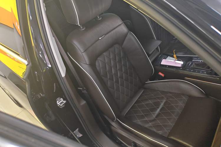 Used Volkswagen Phideon 2018 380TSI Two-Wheel-Drive Flagship Edition
