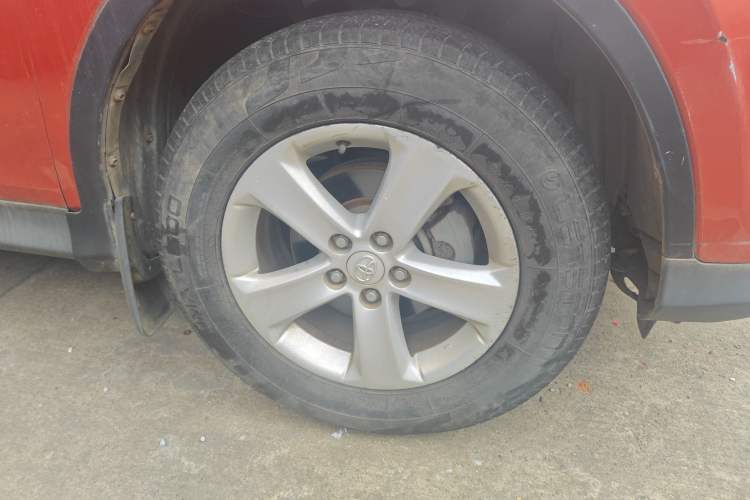 Used Toyota RAV4 2013 2.0L CVT Two-Wheel Drive Urban Edition