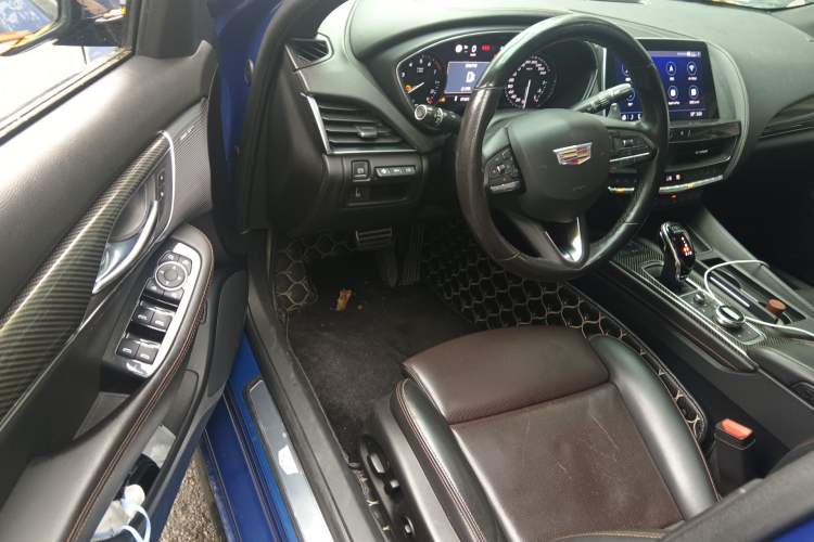 Used Cadillac CT5 2020 28T Platinum Sport Edition Driver Seat