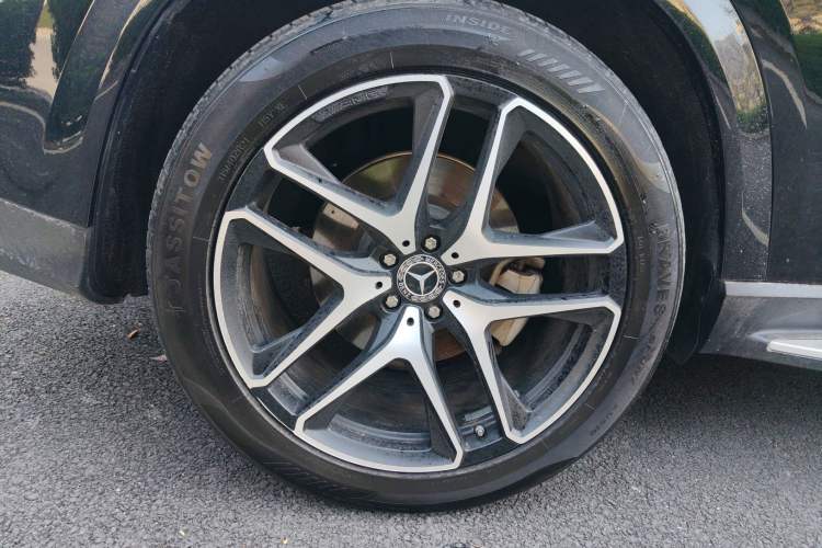 Used Mercedes-Benz GLE New Energy 2021 GLE 350 e 4MATIC Coupe SUV Exterior 5