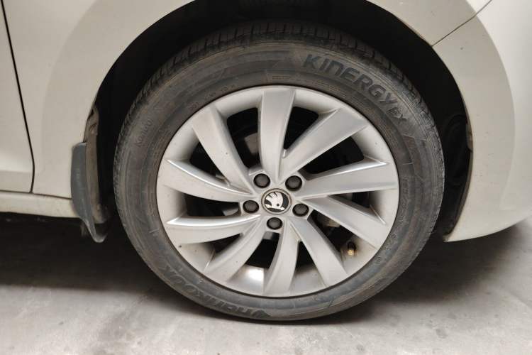 Used Skoda Rapid 2018 1.6L Manual Comfort Edition
