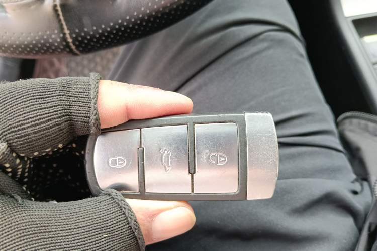 Used Volkswagen Magotan 2012 Revised 1.8TSI Luxury Version Vehicle Key