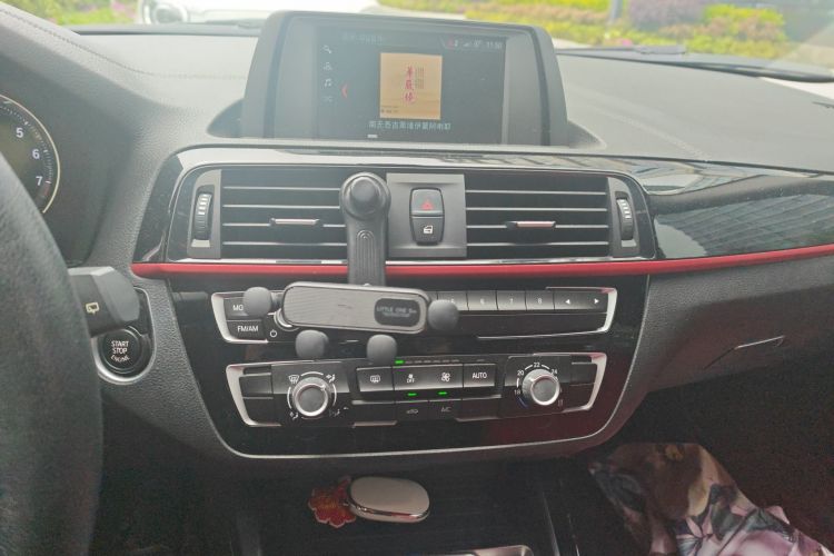 Used BMW 1 Series 2018 118i Sport Design Package Audio And AC Panel