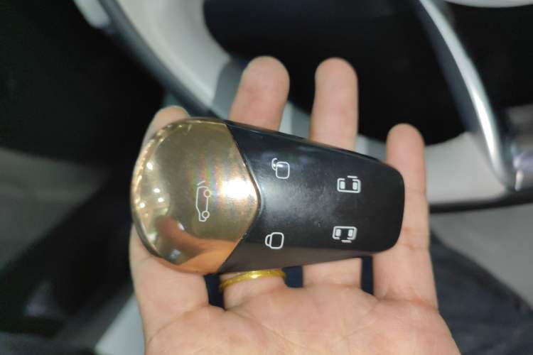 Used VOYAH Dream 2025 PHEV Four-Wheel-Drive Flagship Kunpeng Edition