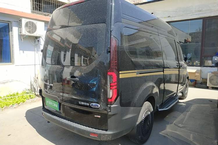 Used Ford Transit 2023 2.0T Diesel Automatic Multi-Purpose Commercial Vehicle Mid-Frame Mid-Roof 5/6 Seats
