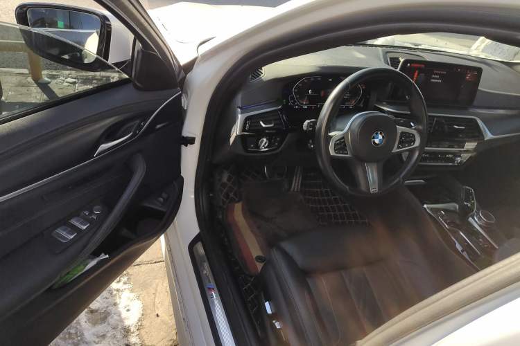 Used BMW 5 Series (Import) 2022 Second Facelift 525i M Sport Package
