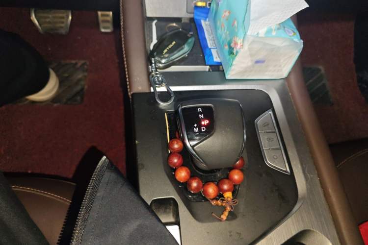 Used JETOUR X90 PLUS 2021 1.6TD DCT Villa 7-Seater Gear Lever