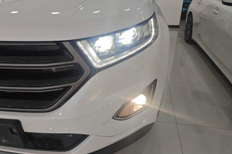 Used Ford Edge 2017 EcoBoost 245 Four-Wheel Drive Sporty 7-Seater