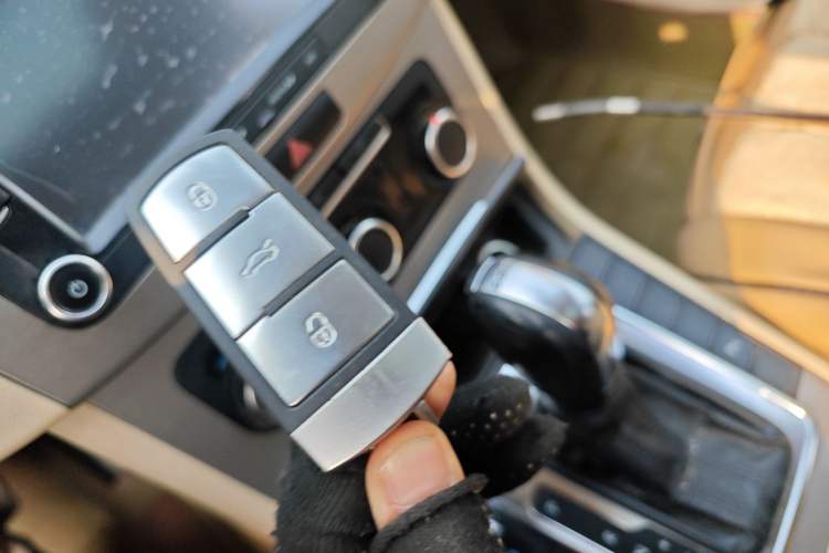 Used Volkswagen Magotan 2012 Revised Version 1.8TSI Leading Edition