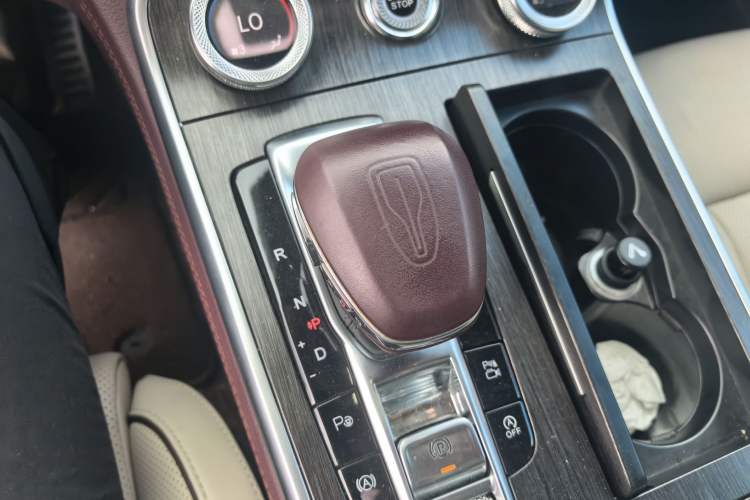 Used Hongqi H9 2022 3.0T Smart Connect Flagship Four-Seater Version
