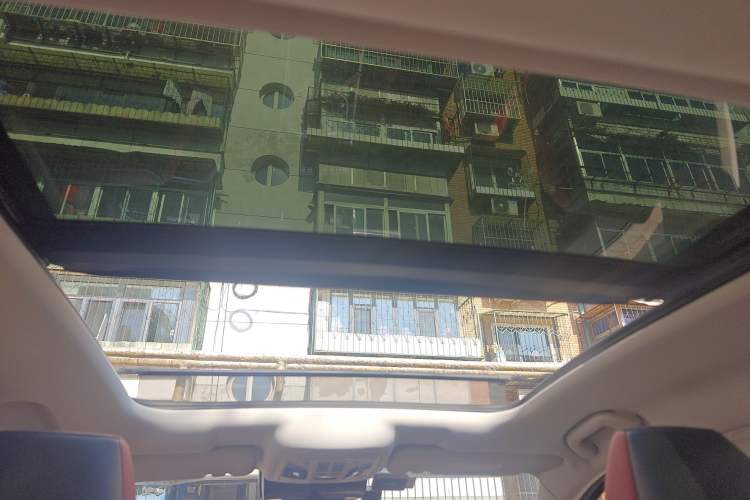 Used Haval H4 2018 Red-Label 1.5 GDIT DCT Fashion Edition Headliner