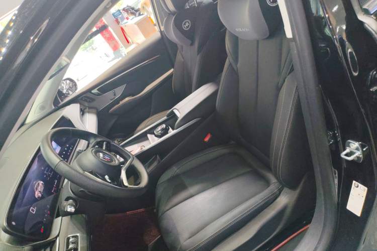 Used Buick LaCrosse 2025 28T Platinum Edition