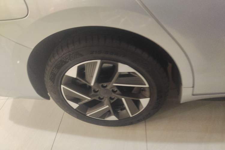 Used AION S Plus 2023 70 Enjoyment Edition Ternary Lithium