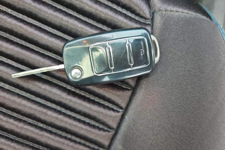 Used Volkswagen Santana 2013 1.4L Manual Comfort Edition Vehicle Key